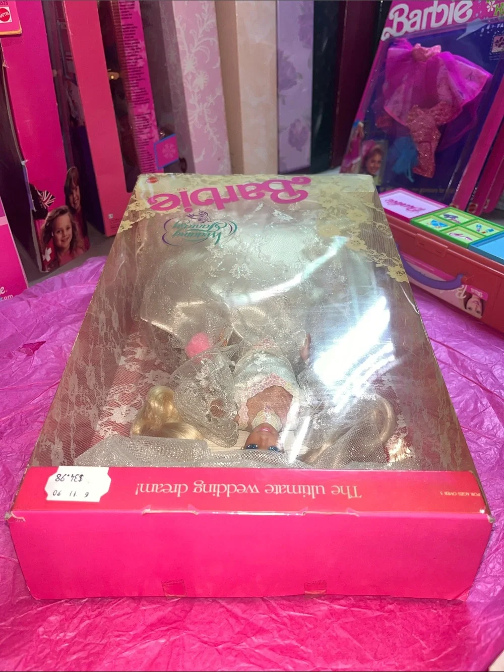 1989 Wedding Fantasy Barbie doll (Model No. 2125) Mattel NRFB